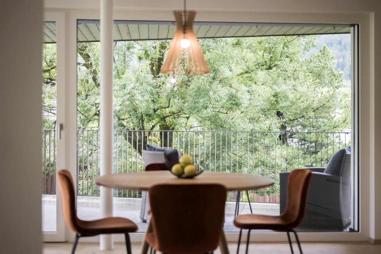 Astor Apartments ヴァルダーオラ エクステリア 写真