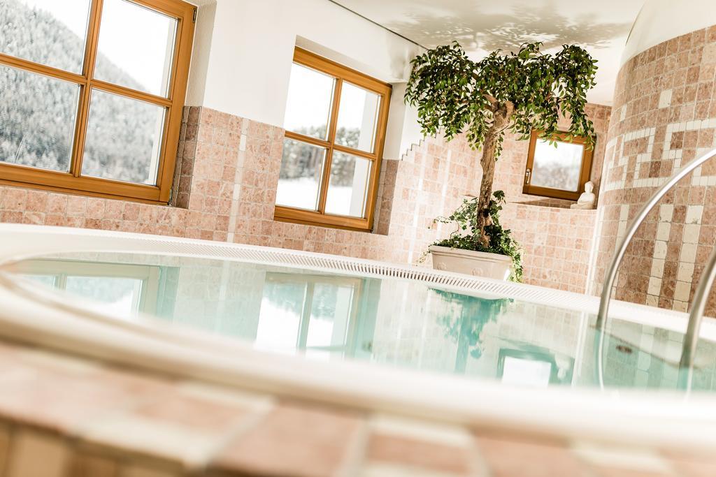Astor Apartments ヴァルダーオラ エクステリア 写真